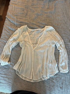 American Eagle Light Cream Crochet Yoke Button-Front Women's Top